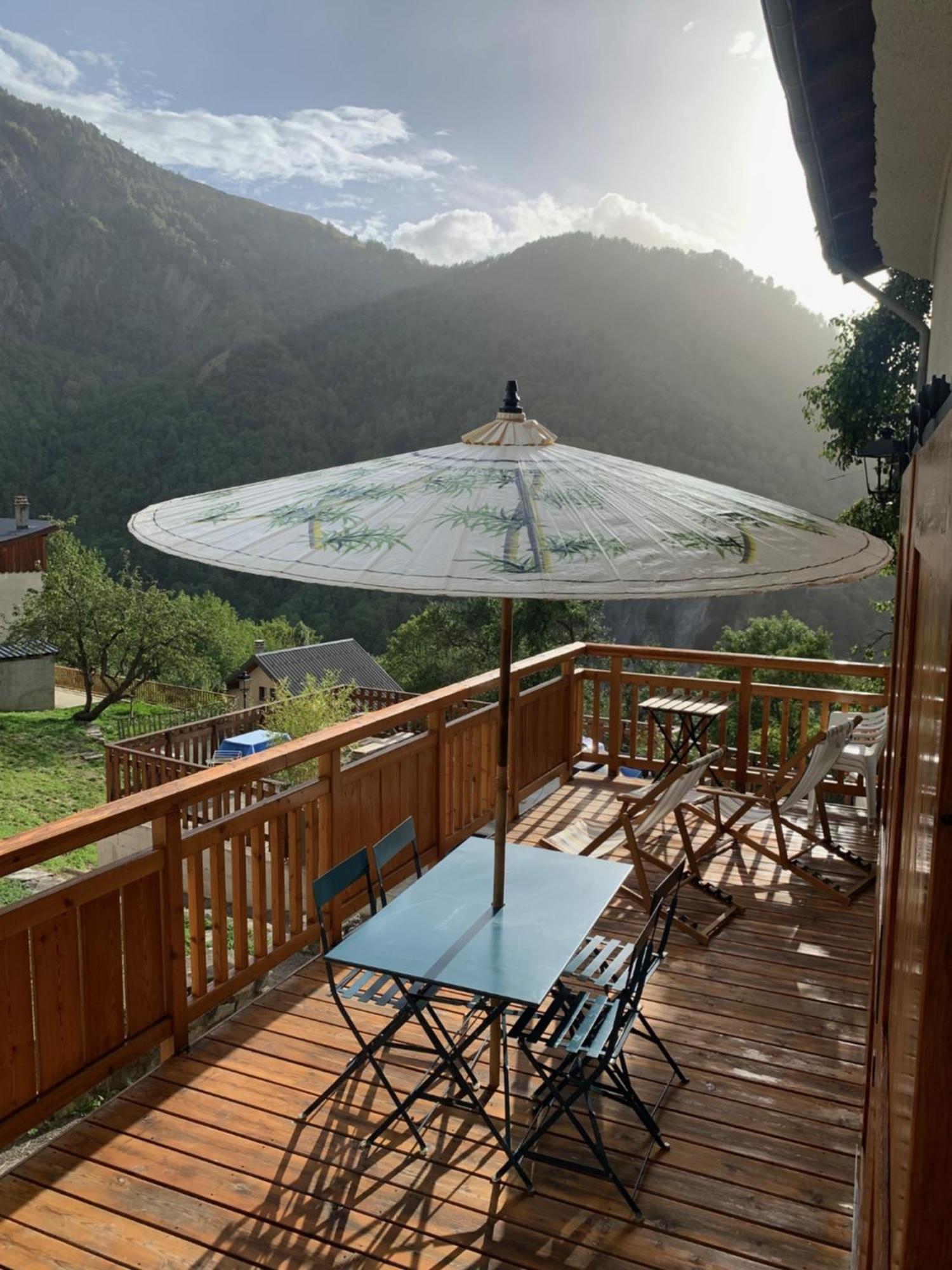 Appartamento Le Sarana : 75M2, Calme, Belle Vue Avec Terrasse. Les Deux Alpes Esterno foto